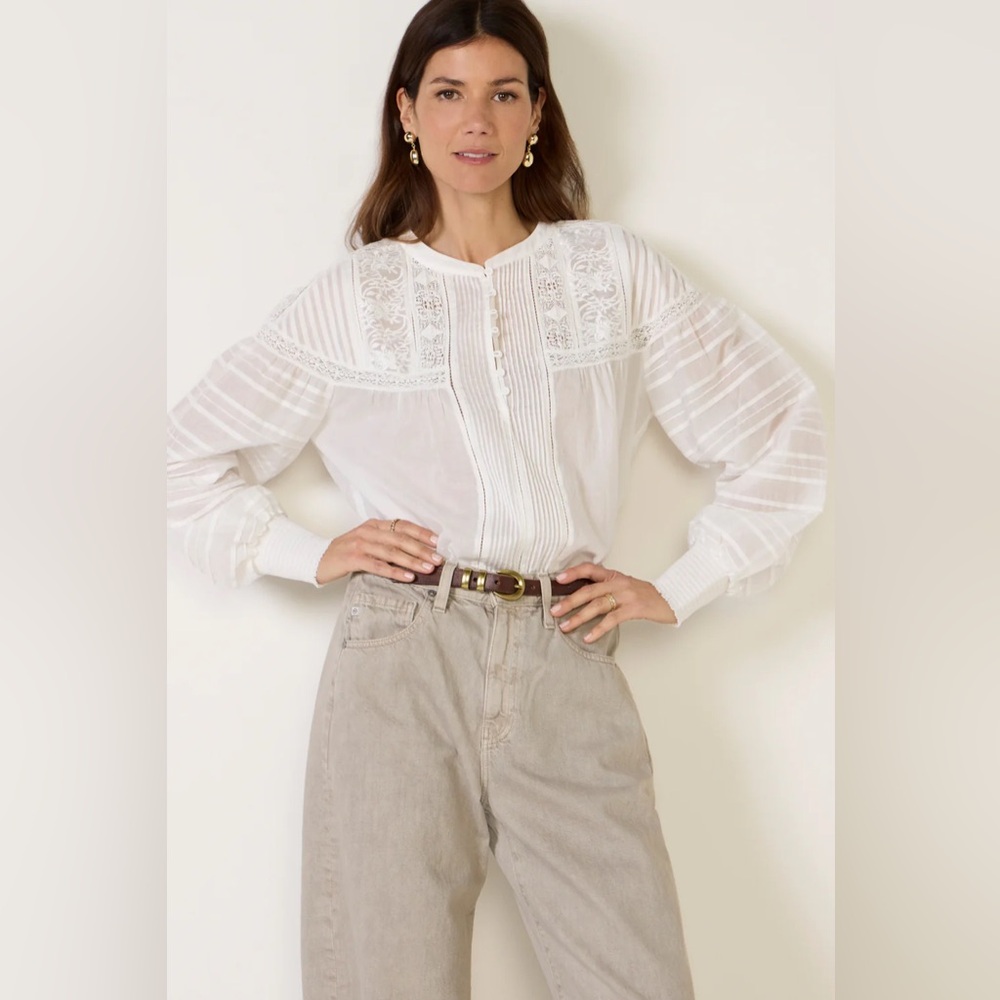 Sanctuary White Cotton Embroidered Pintuck Peasant Top